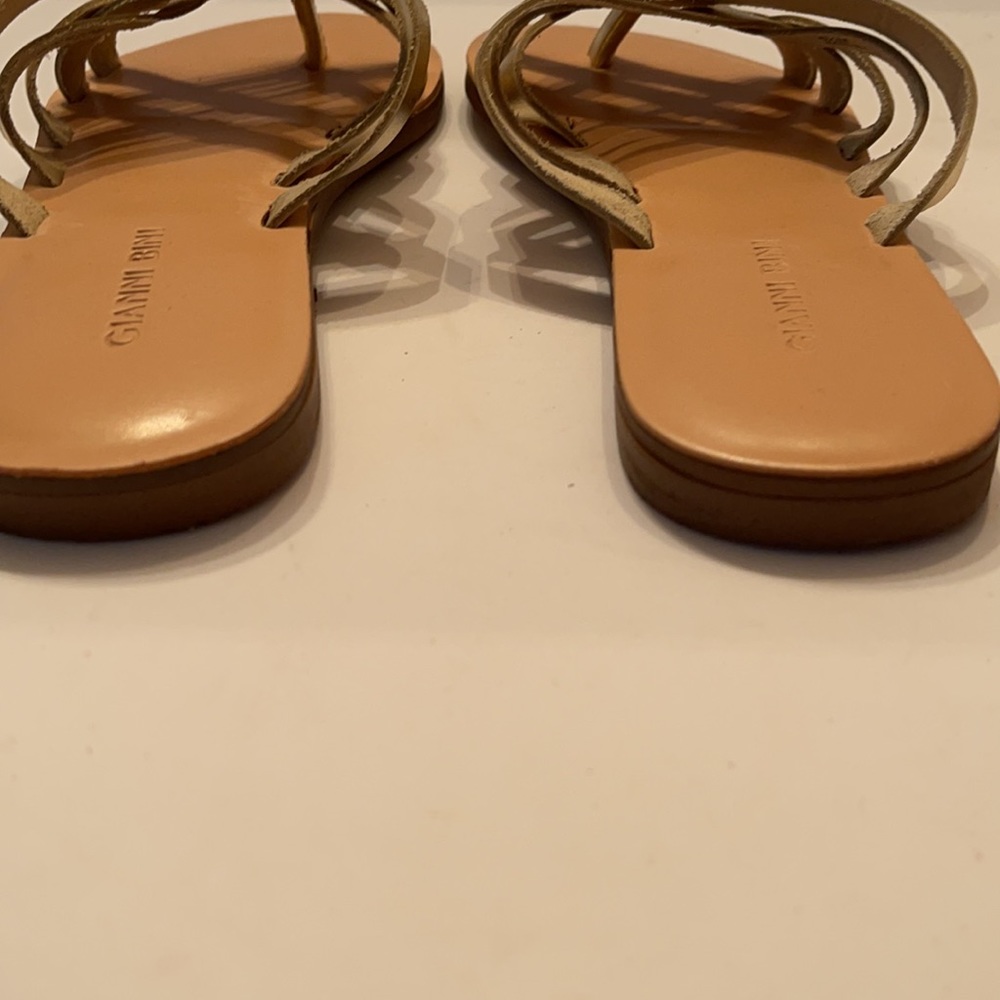 Sandal - Picture 5 of 6